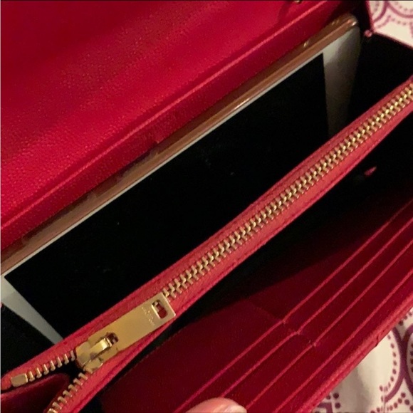 YSL quilted textured long wallet - Picture 9 of 10